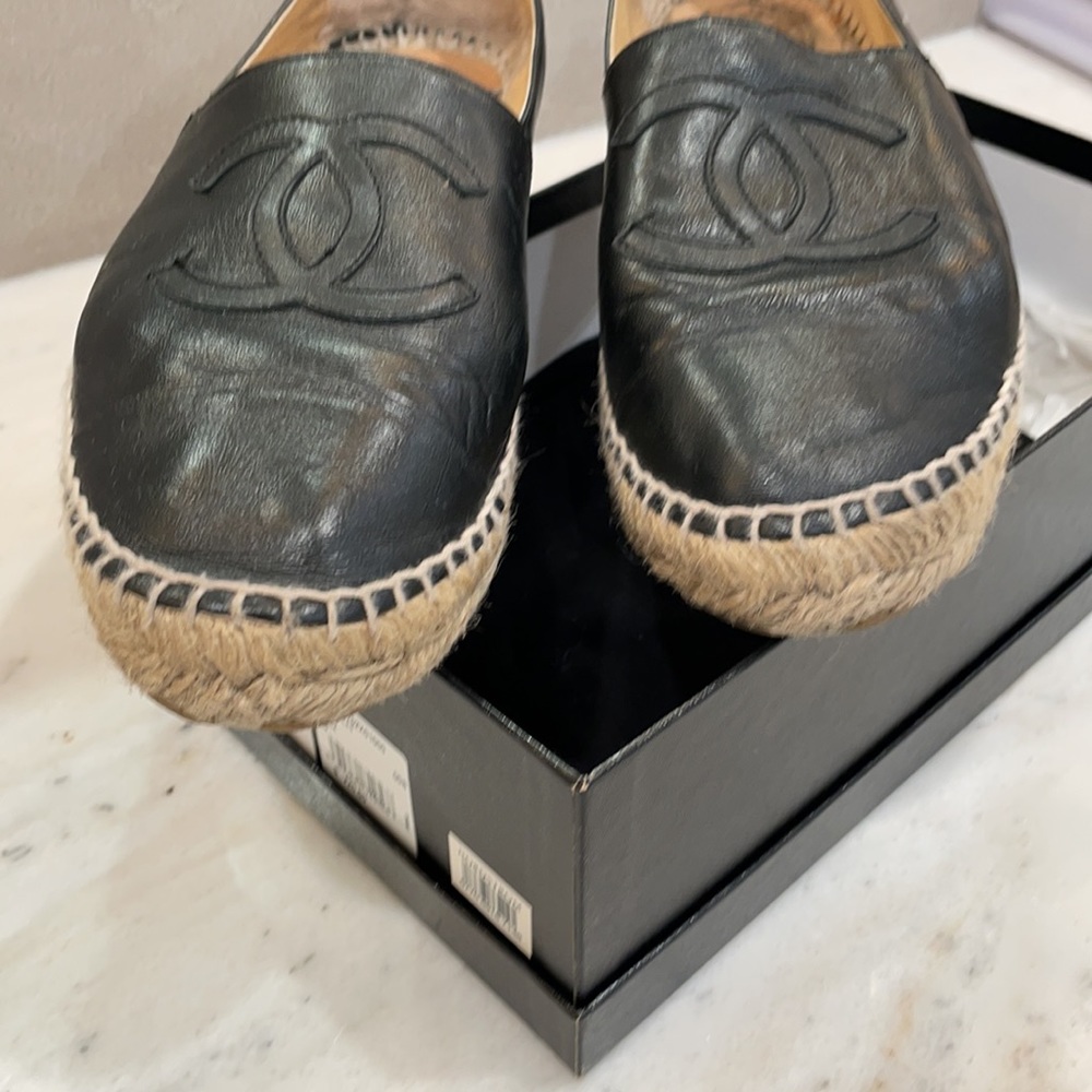 Chanel black leather espadrilles - Picture 10 of 11